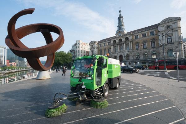 Bilbao adjudica la recogida de residuos y limpieza viaria por 268 millones de euros