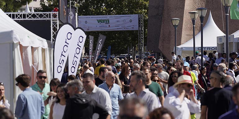  Más de 30.000 visitantes en la novena edición de la feria VEM 2024 -Vehículos Eléctricos Madrid- 