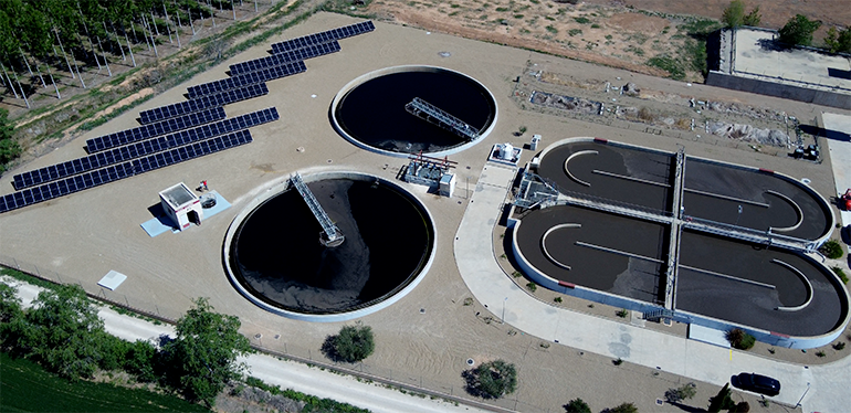 Acciona instala una planta fotovoltaica para abastecer energéticamente la EDAR de la Almunia de Doña Godina