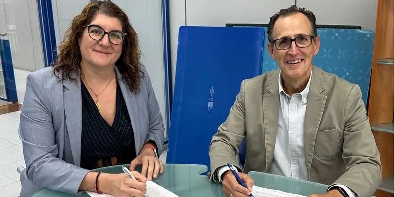 Implica y Cartonplast firman un acuerdo para desarrollar un SDR colectivo de intercaladores reutilizables de plásticos